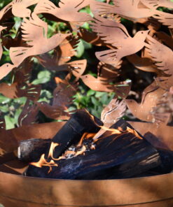 Horpestad Plantesalg * Utepeis og bålpanne - Bålfat laserskåret fuglemønster i rust